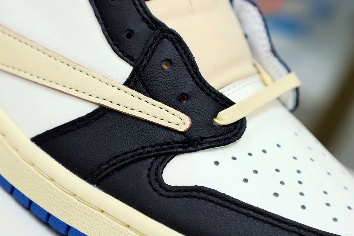 FRAGMENT TRAVIS X LOW JORDAN 1 SCOTT X AIR DESIGN 1210